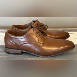 NWOT Tommy Hilfiger Men's Shory Lace Up Dress Oxfords- Size 8.5